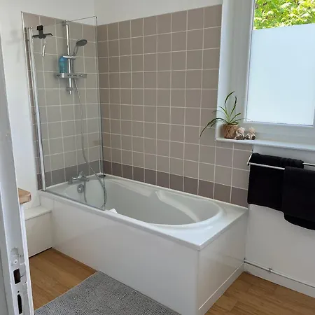 Charmante Maison - Idealement Situee Ronchin Buitenkant foto